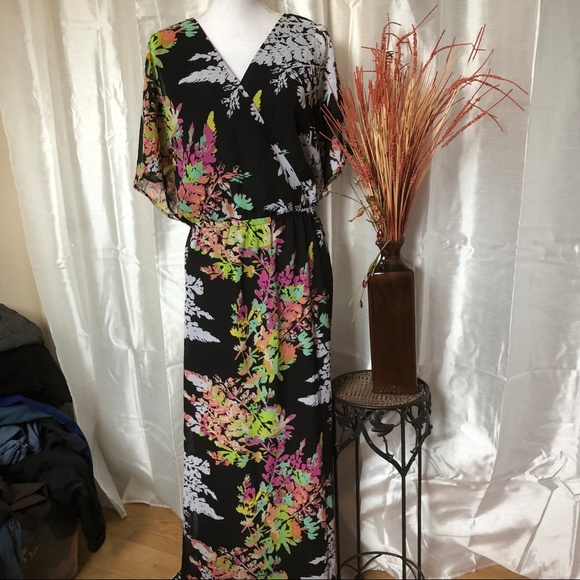 Lane Bryant Dresses & Skirts - LANE BRYANT      Beautiful Maxi Dress   PLUS 26/28